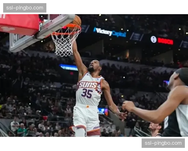 杜兰特关键时刻投篮选择 绝杀未中暴露体能瓶颈